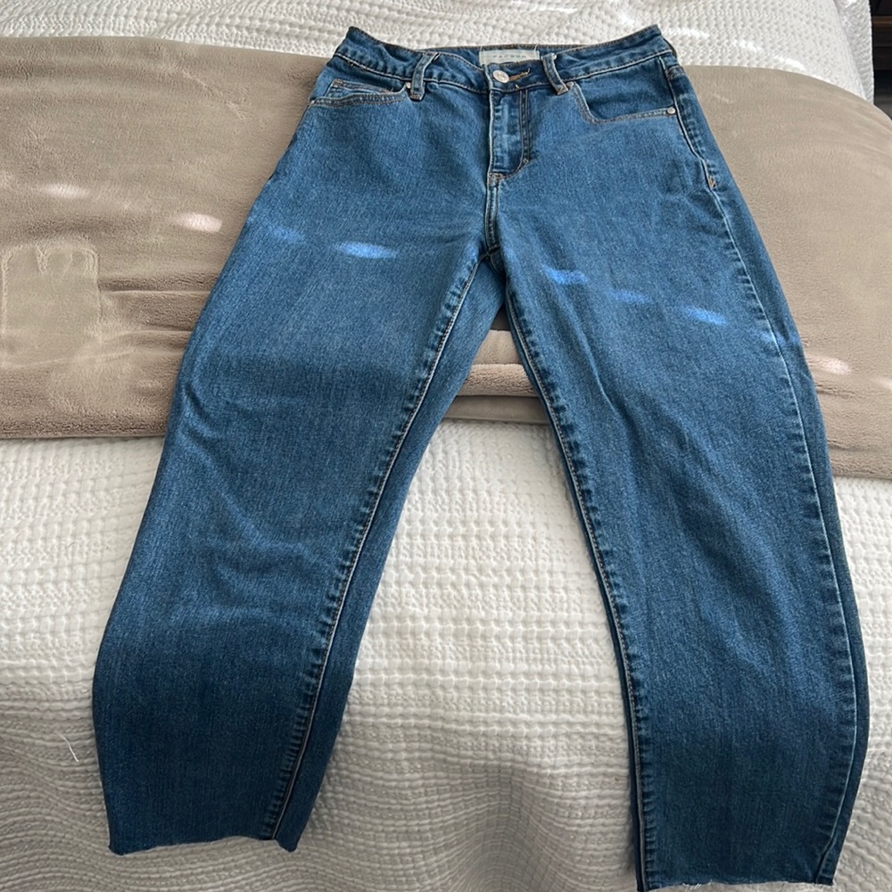 Pacsun mom jeans.